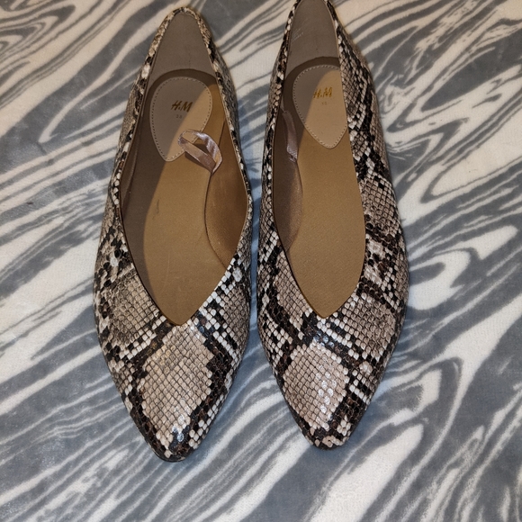 H&m flats - Picture 2 of 3